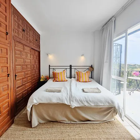 Ap419 - Chumbera Villa Nerja