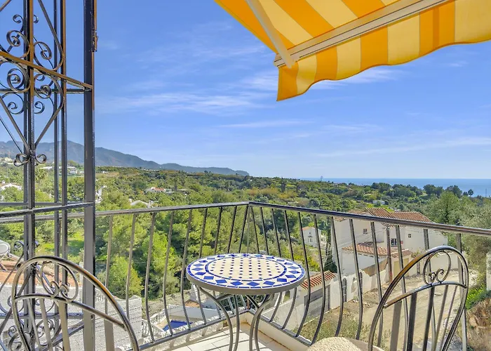 Ap419 - Chumbera Villa Nerja