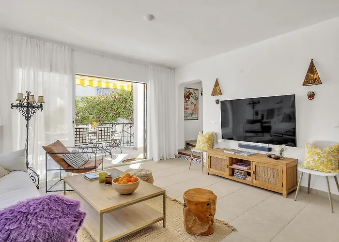 Ap419 - Chumbera Villa Nerja