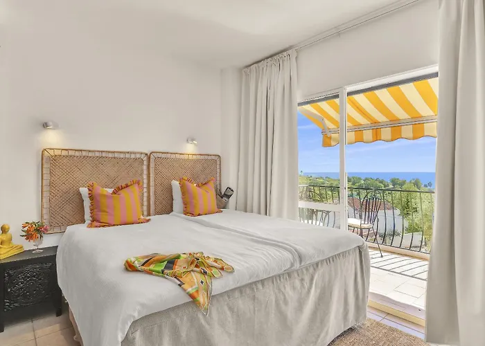 Ap419 - Chumbera Villa Nerja