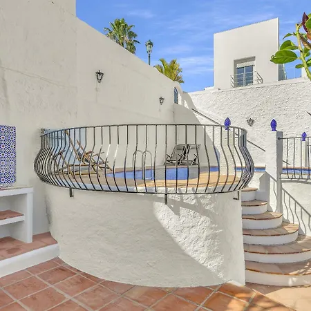 Ap419 - Chumbera Villa Nerja
